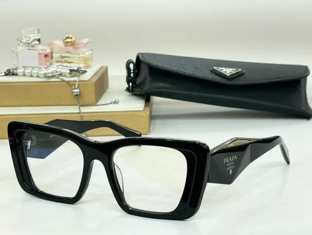 Prada Óculos de Sol Mármore Preto Angular Cat-Eye Lente Roxa 8