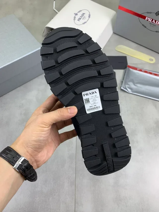 Prada Navy Black Malha e Camurça Superior Fecho Com Tira Elástica Tênis Lifestyle 2