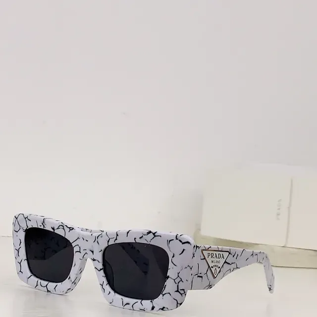 Prada Gafas de Sol Cuadradas Oversized Marco Negro Lente Rosa 5