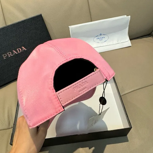 Prada 粉色光滑合成纤维结构六片皇冠棒球帽 4