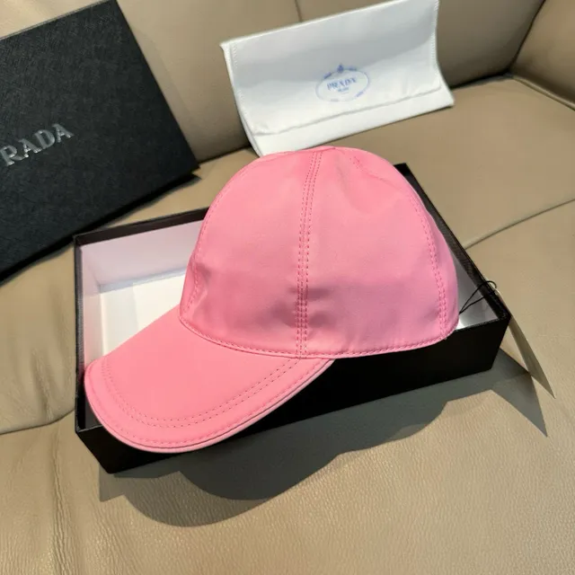 Prada 粉色光滑合成纤维结构六片皇冠棒球帽 7