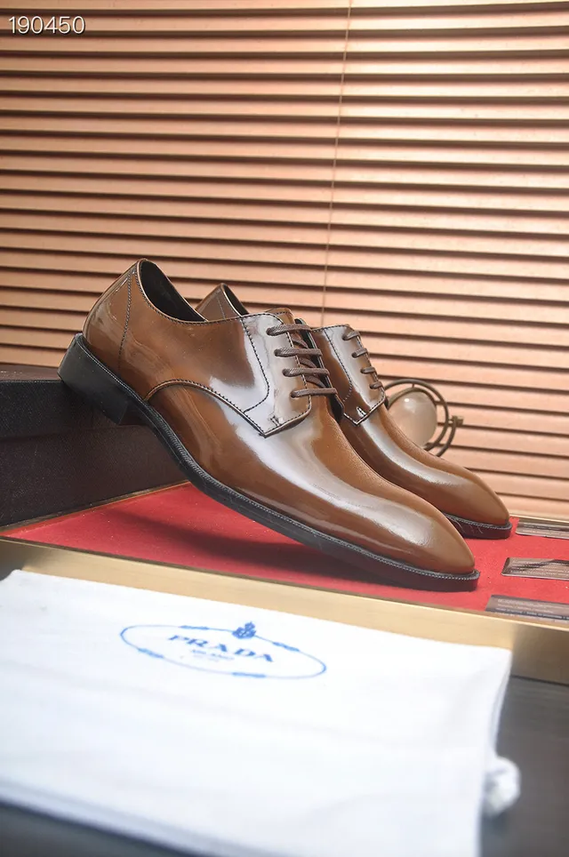 Prada Polished Tan Cap-Toe Oxford Shoes 8
