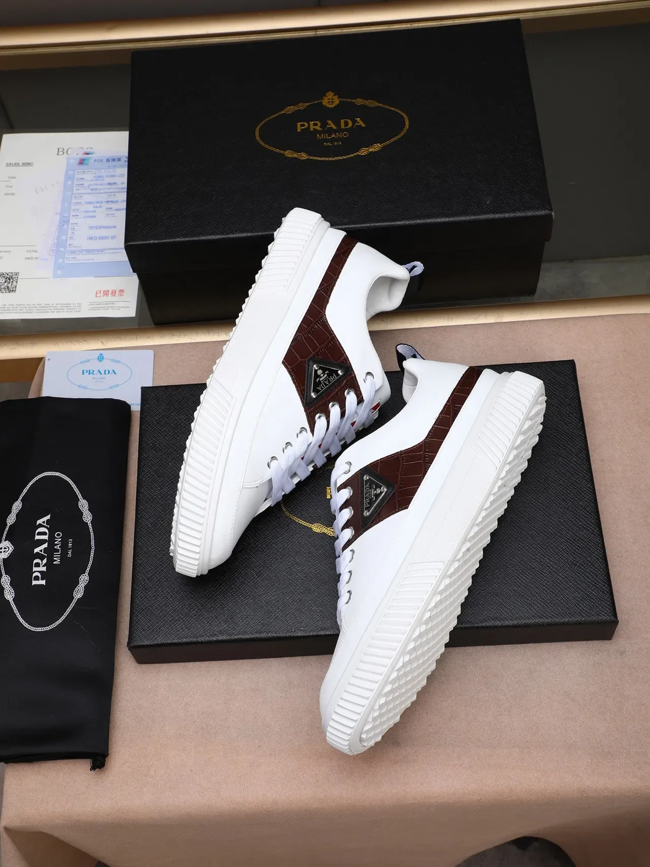 Prada Sneakers Lifestyle Blanc et Marron avec Panneaux Croc 4