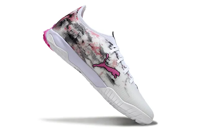 Puma Future Z أبيض وردي متعرج أعلى صناعي طباعة مجردة أرضية كرة القدم 2