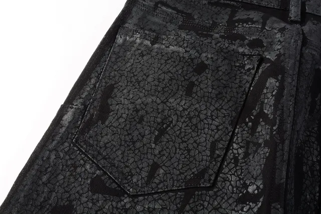 بناطرق جينز أسود سلايم فت بطبعة كراكل من Purple Brand 6
