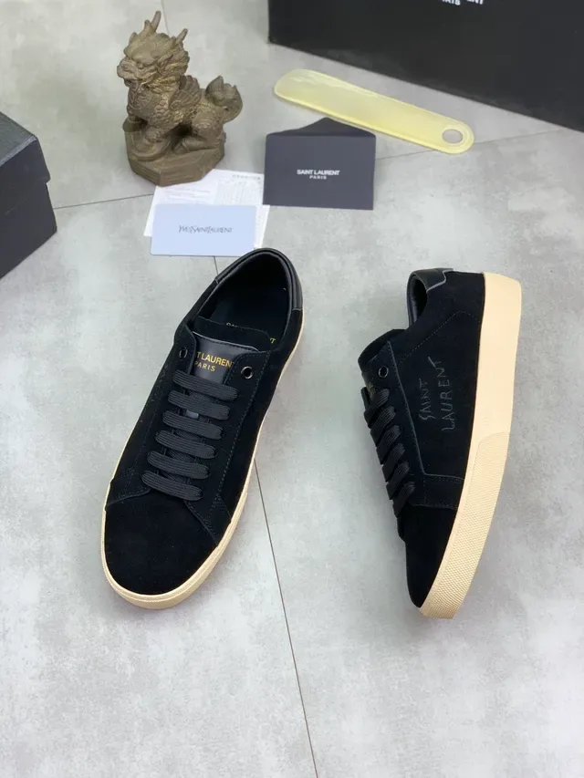 Saint Laurent Tênis Lifestyle de camurça preto e bege com sola de borracha 5