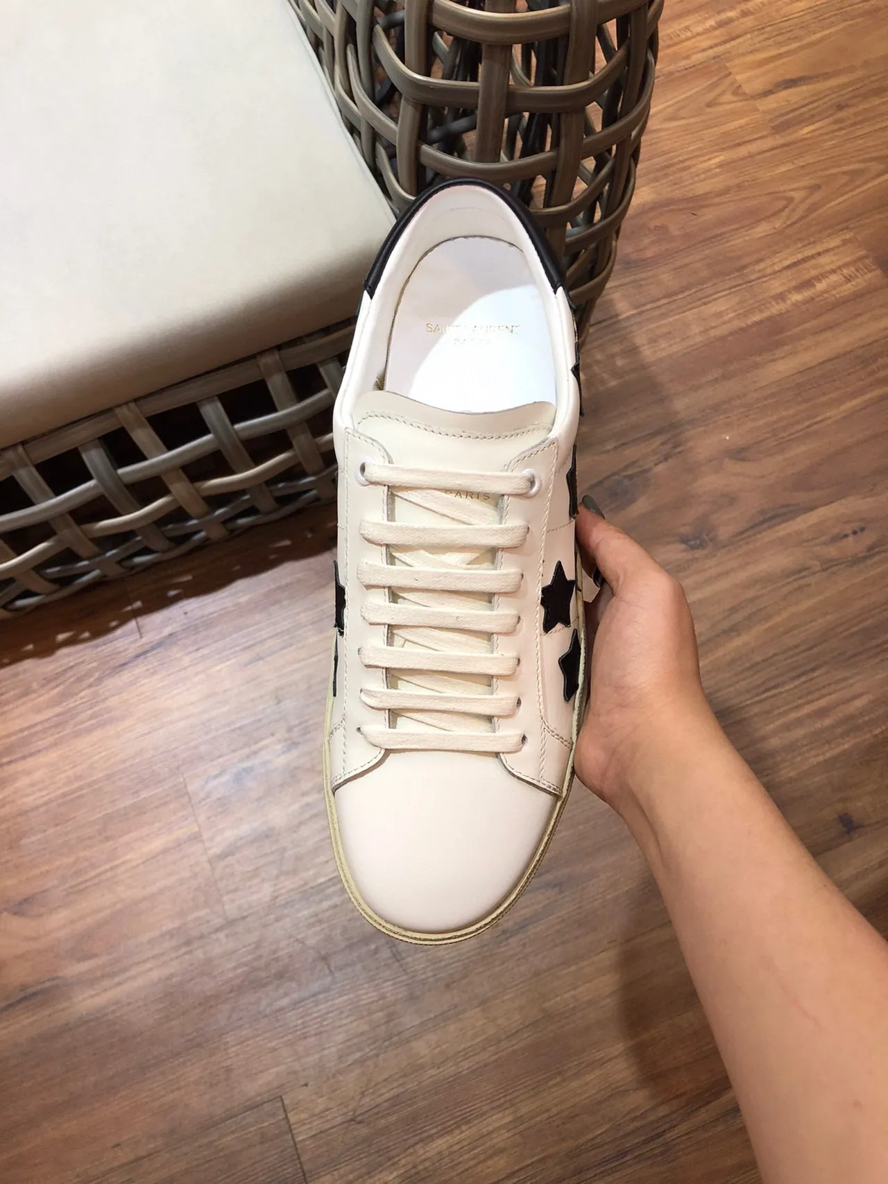 Saint Laurent Classic Star White Black الجلد العلوي التطبيقات حذاء أسلوب حياة 6