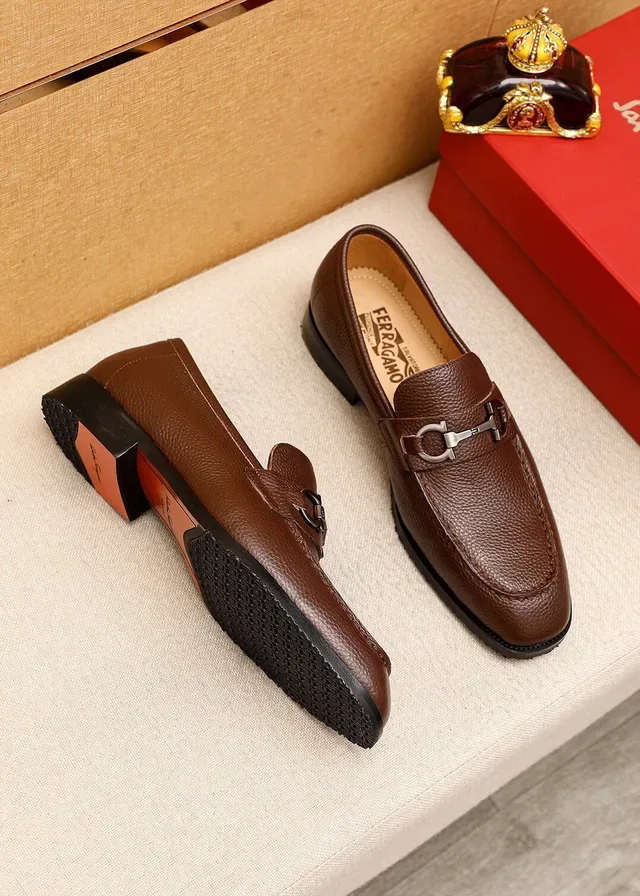 Salvatore Ferragamo Gancini Mocassin Marron Cuir Pebbled Boucle Horsebit Mocassins 3