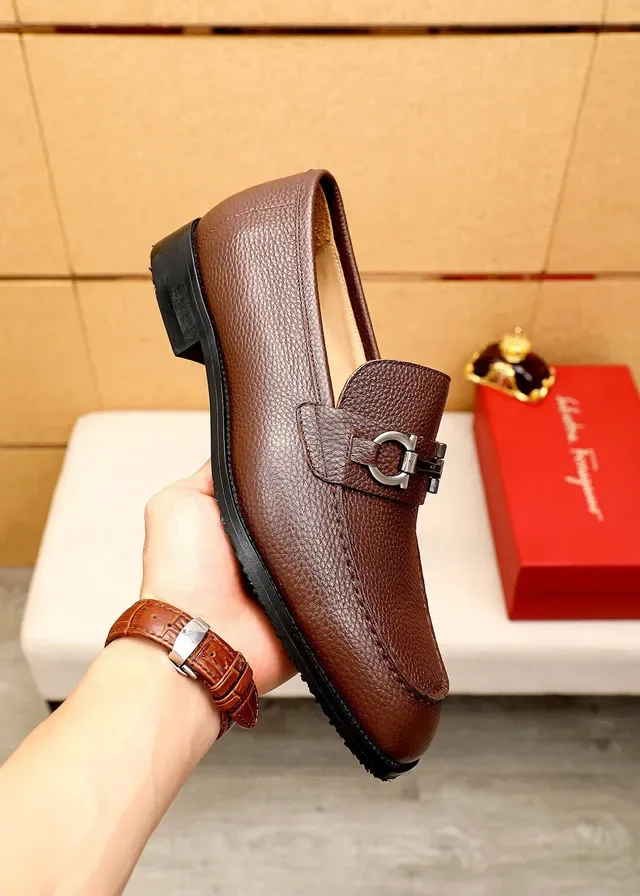 Salvatore Ferragamo Gancini Mocassin Marron Cuir Pebbled Boucle Horsebit Mocassins 5