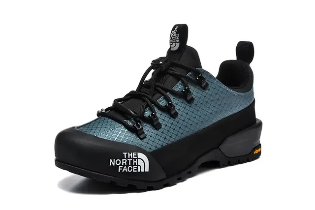The North Face White Black Low-Cut Hiking Boot Grid-Mesh Upper Sneakers 4