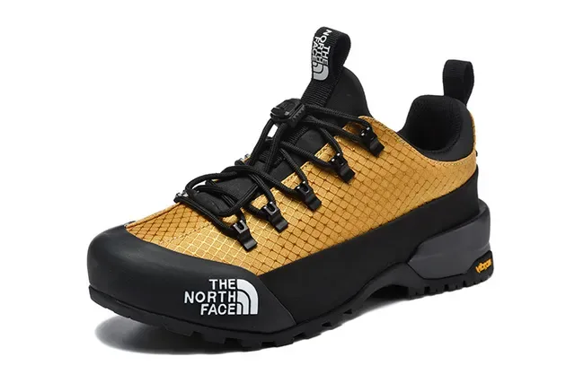 The North Face White Black Low-Cut Hiking Boot Grid-Mesh Upper Sneakers 22