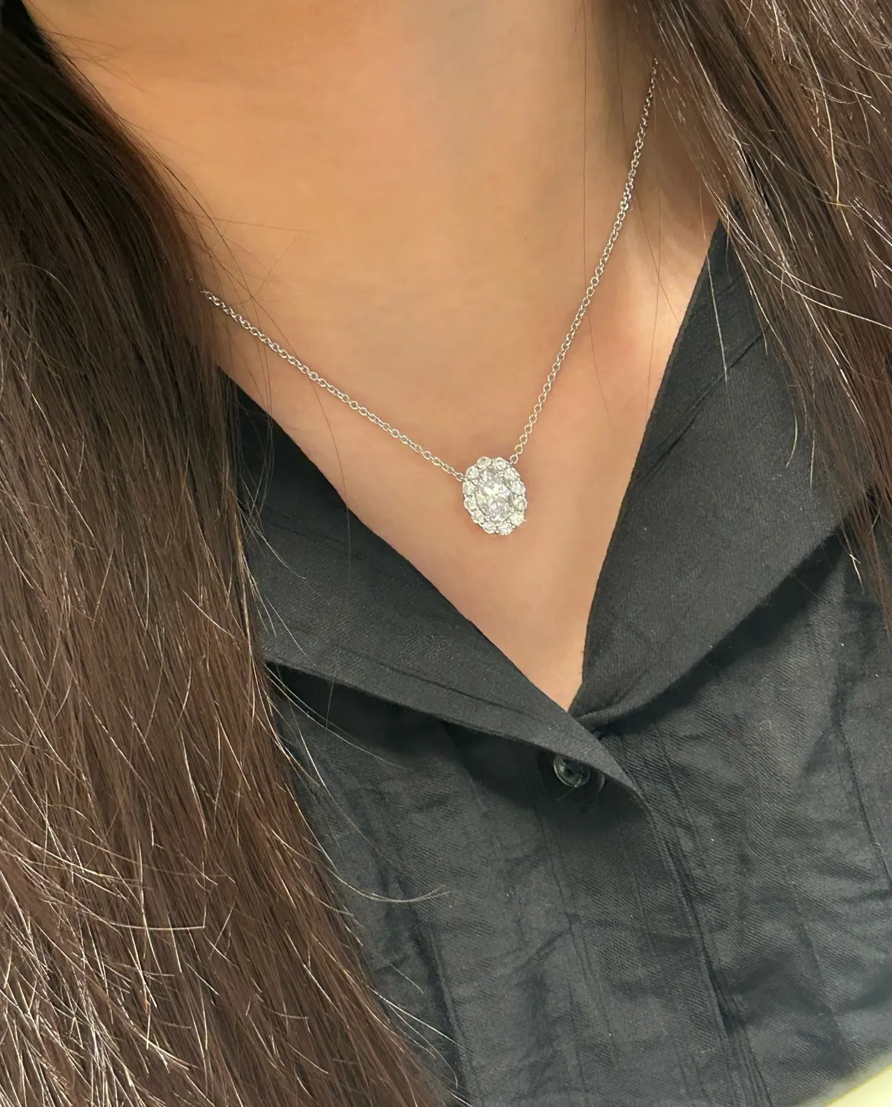 Tiffany & Co. Silver Black Oval Halo Pendant Pavé-Set Diamonds Necklace 9