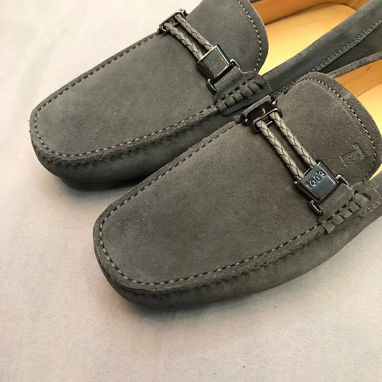 Tod's Gommino Mocassins Daim Gris Bride Tressée 5