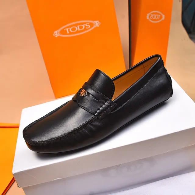 Tod's Horsebit Loafer Black Gold Leather Buckle Loafer 6