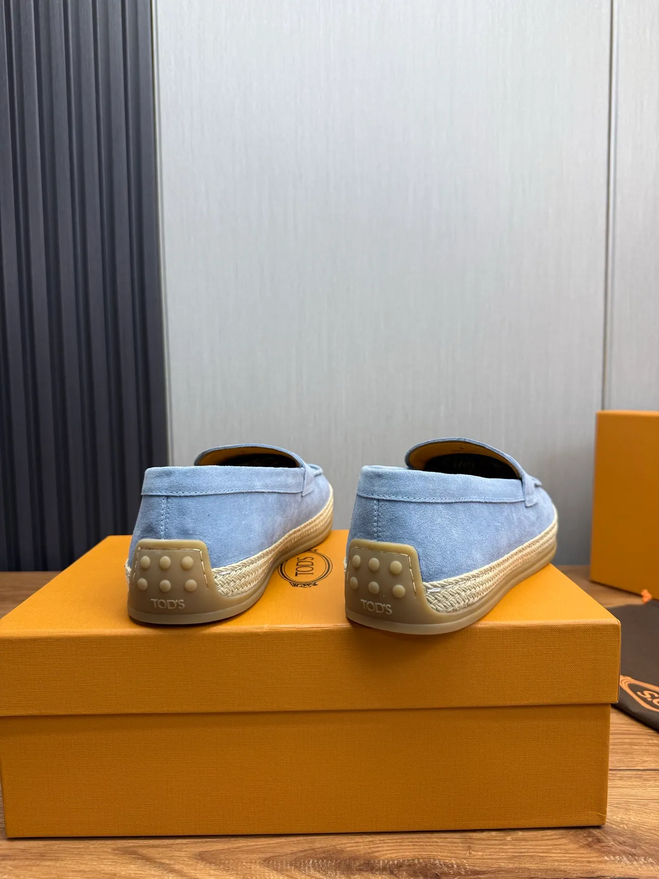 Tod's Mocassim de Camurça Superior Azul Bege Alçadeira Penny 5