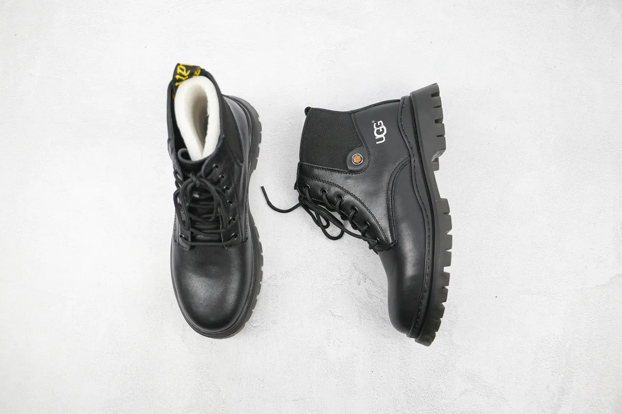 UGG কালো লেস-আপ ইলাস্টিক সাইড গুসেট এনকেল বুট 3
