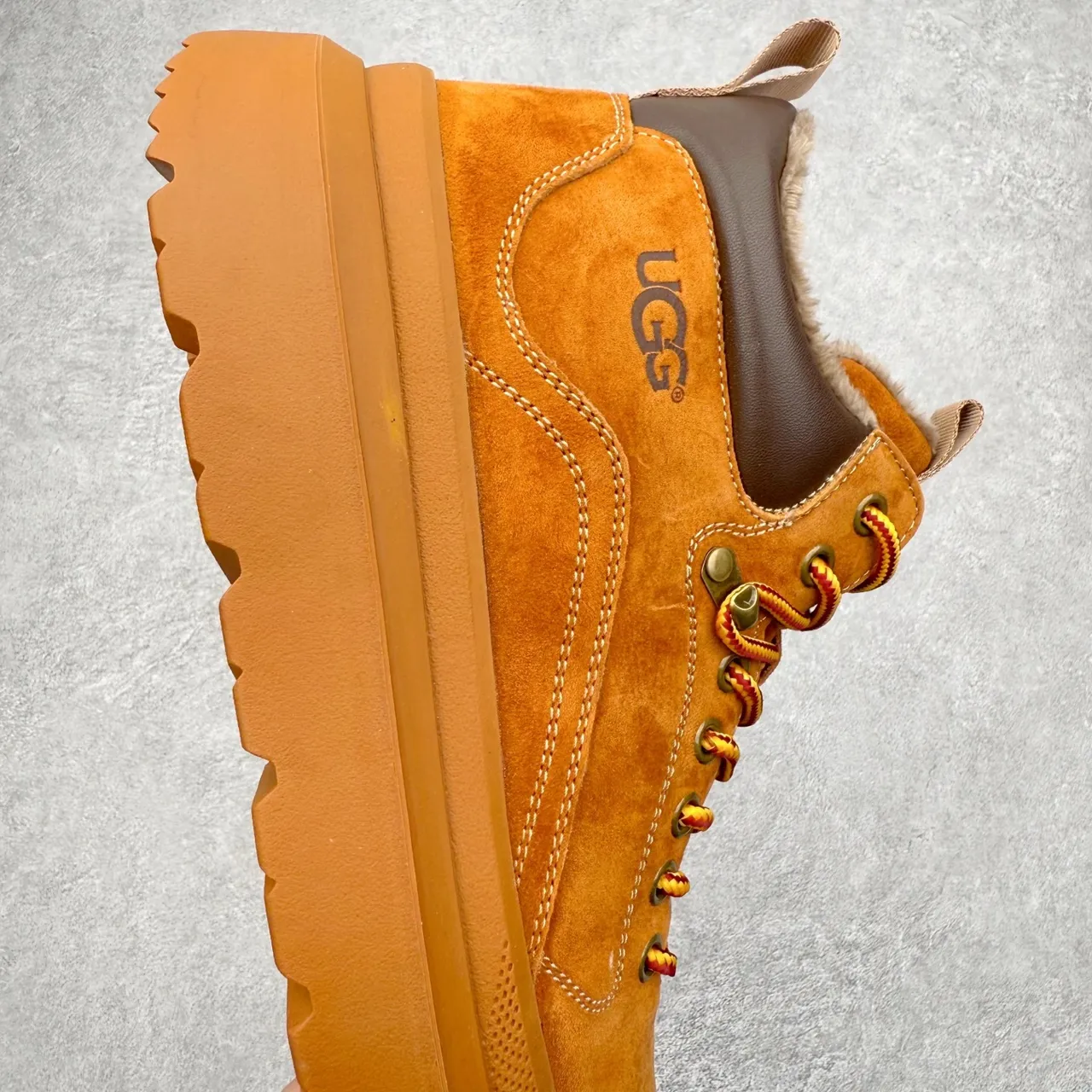 UGG أحذية عمل بني أسود سويد علوية مع كولار مبطن بجلد الغنم 3
