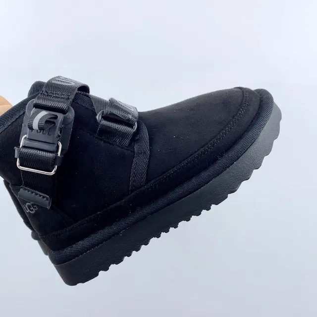 UGG भूरी मखमली ऊपरी डुअल बकिल स्ट्रैप स्नो बूट्स 7