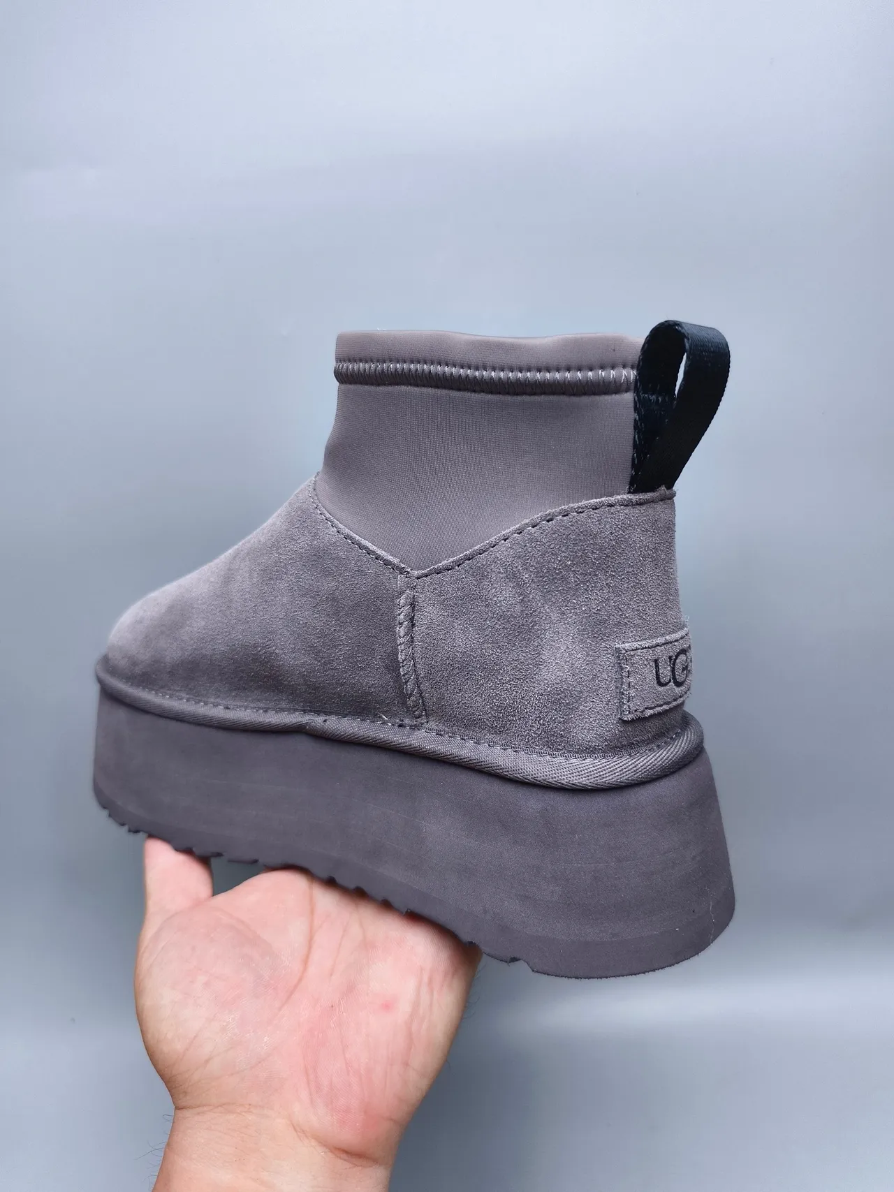 UGG رمادي أبيض منصة كعب جلد ناعم علوي أحذية ثلج 4