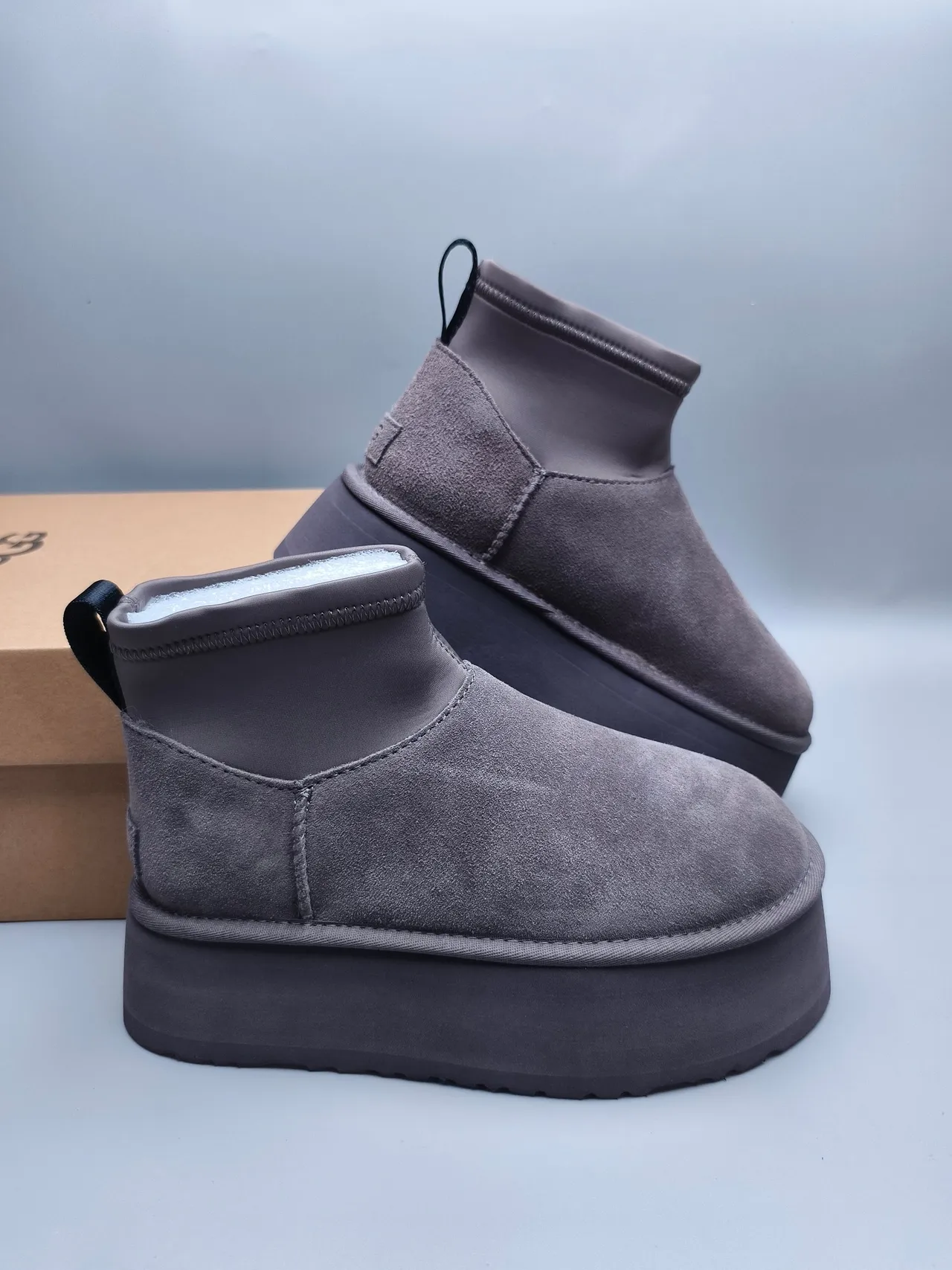UGG رمادي أبيض منصة كعب جلد ناعم علوي أحذية ثلج 6