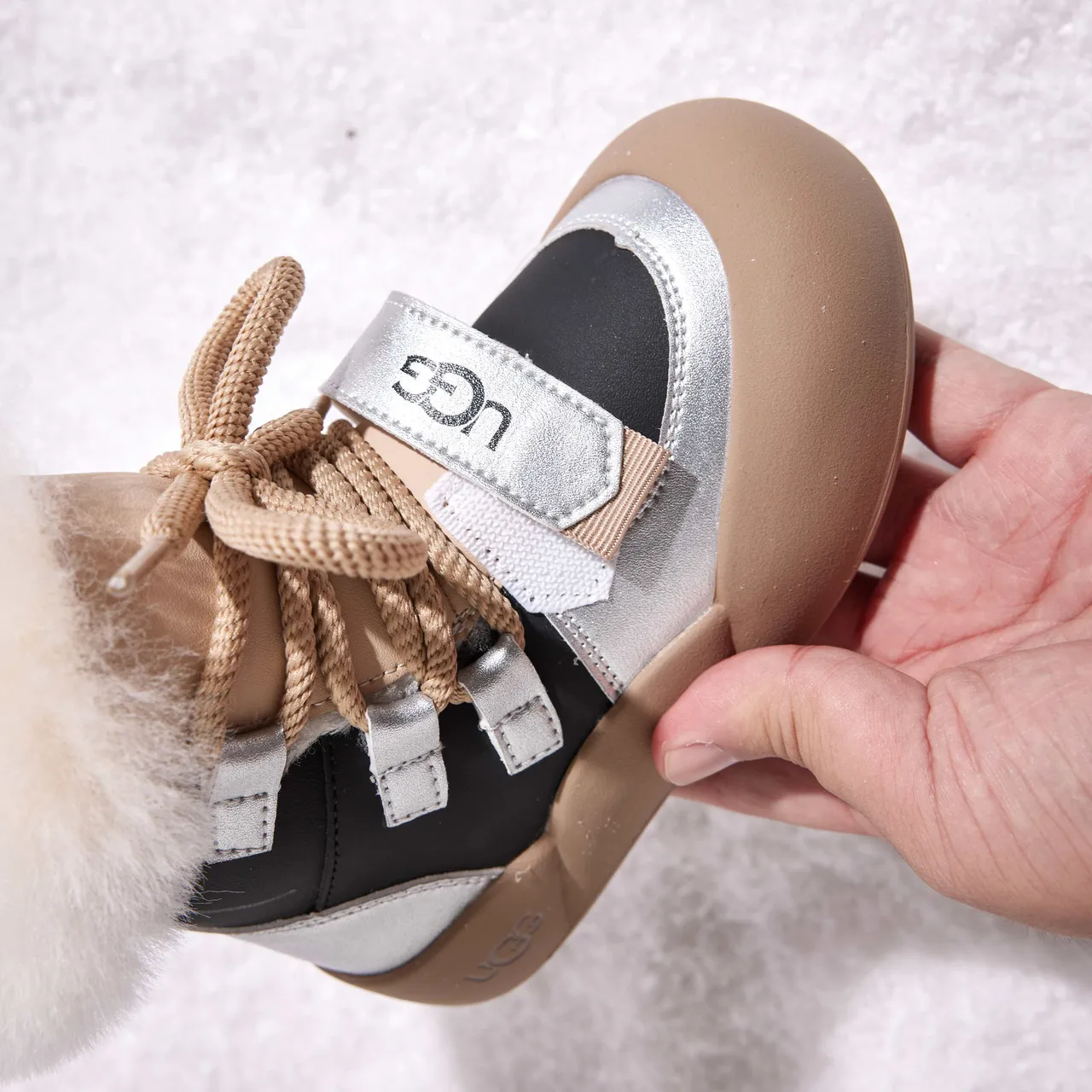 UGG 粉米色 厚底 羊毛领 雪靴 8