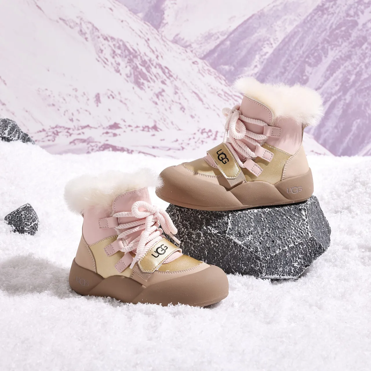 UGG 粉米色 厚底 羊毛领 雪靴 21