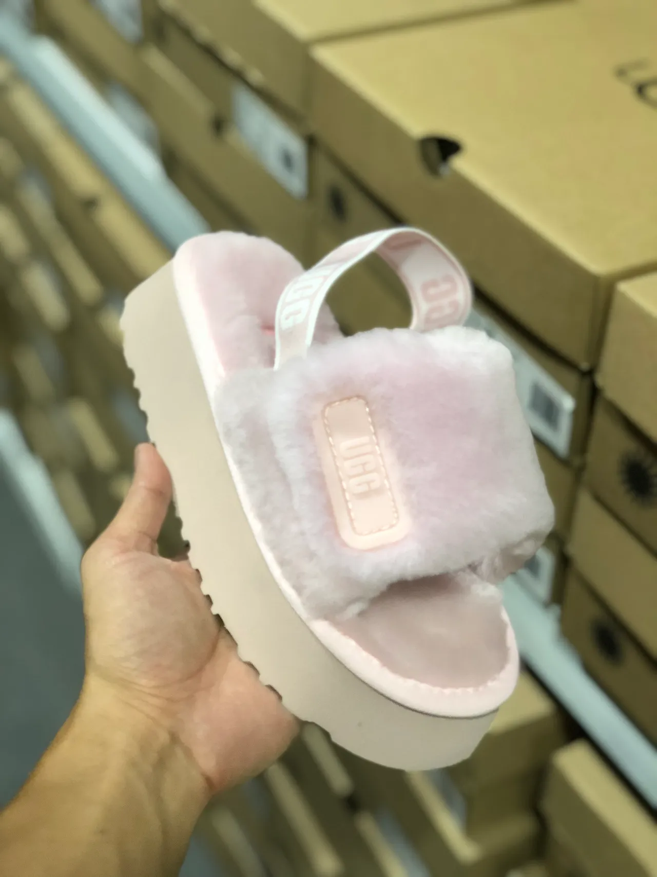 UGG Pink Beige Fluffy Shearling Upper Thick Platform Sole Slippers 6