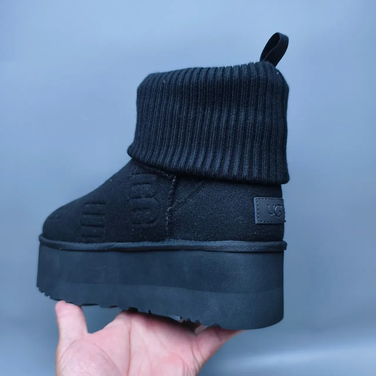 UGG Tasman Bottes de Neige Noir Semelle Plateforme Collet Tricoté 4