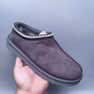 UGG Tasman 灰黑麂皮鞋面编织针织领休闲鞋