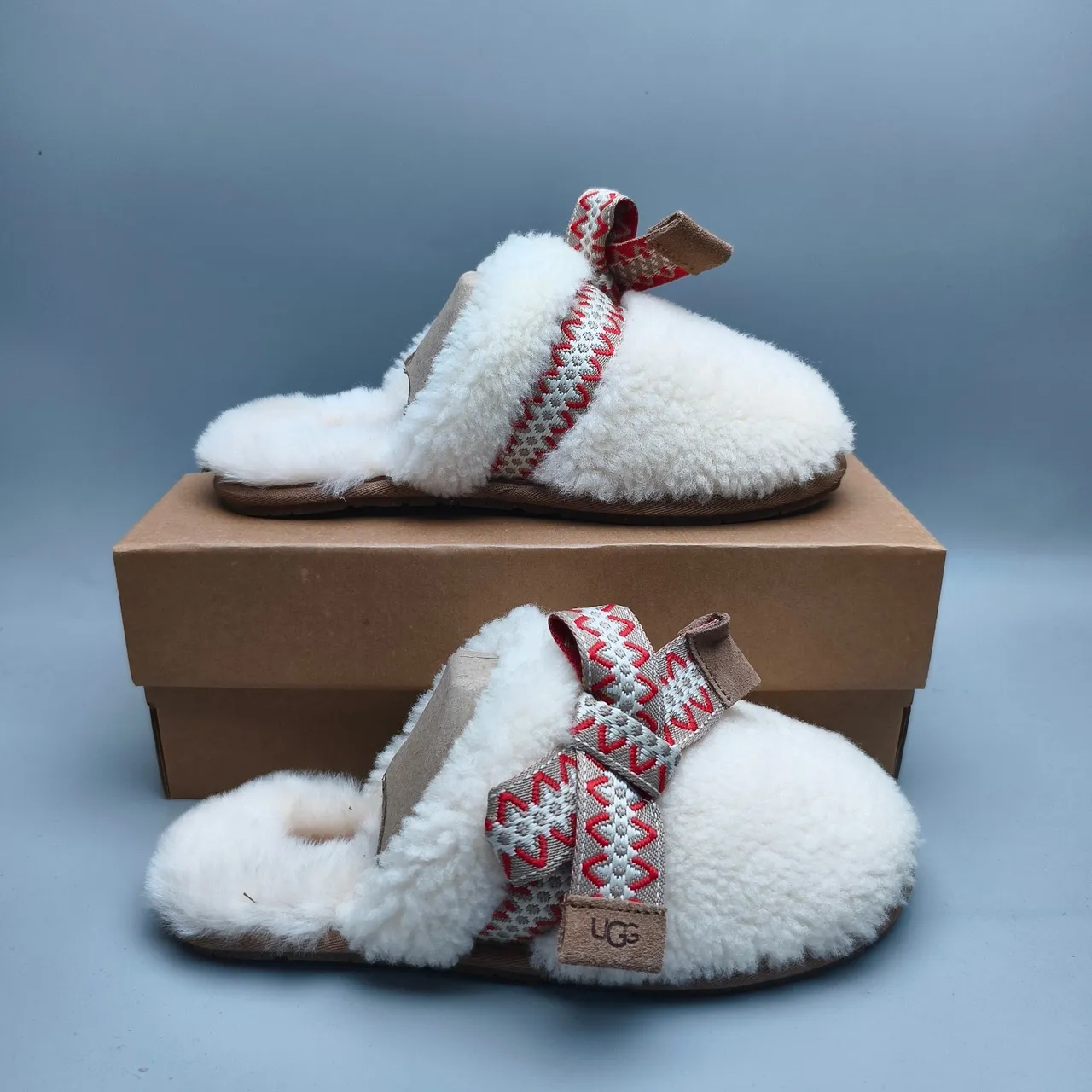 UGG Tasman 编织带蝴蝶结拖鞋 5
