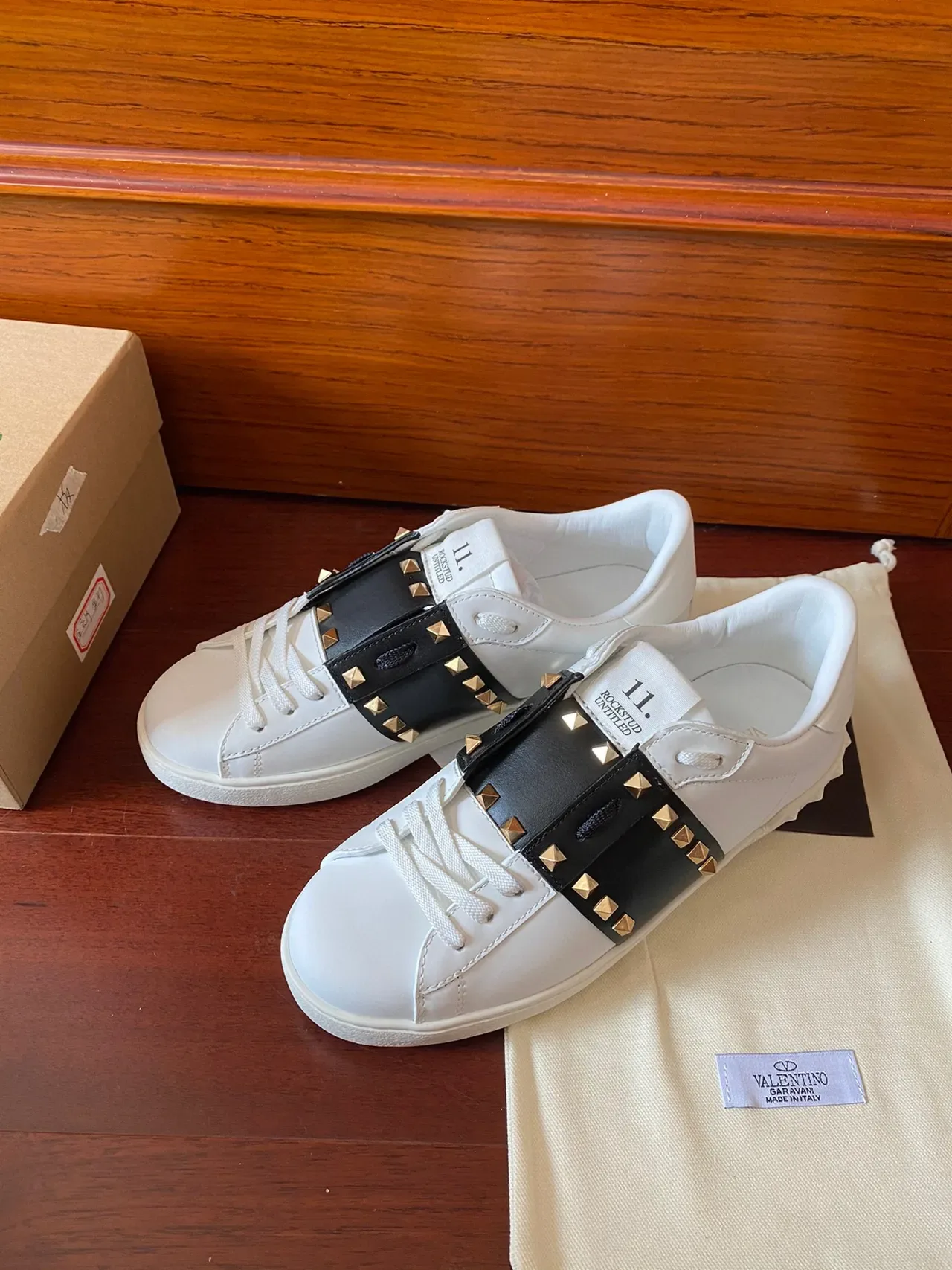 Valentino Rockstud White Leather Black Studded Strap Lifestyle Sneakers 7
