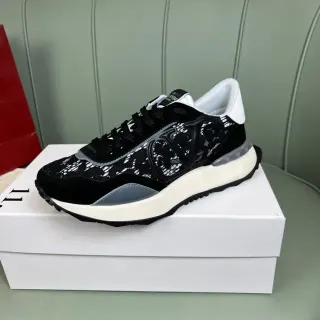 Valentino Runner कालो लेस-पैनल VLOGO लाइफस्टाइल स्निकार