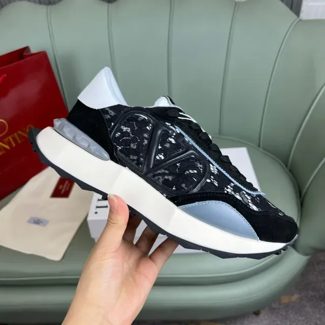 Valentino Runner zapatillas lifestyle negras con panel de encaje VLOGO 4