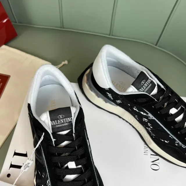 Valentino Runner zapatillas lifestyle negras con panel de encaje VLOGO 6