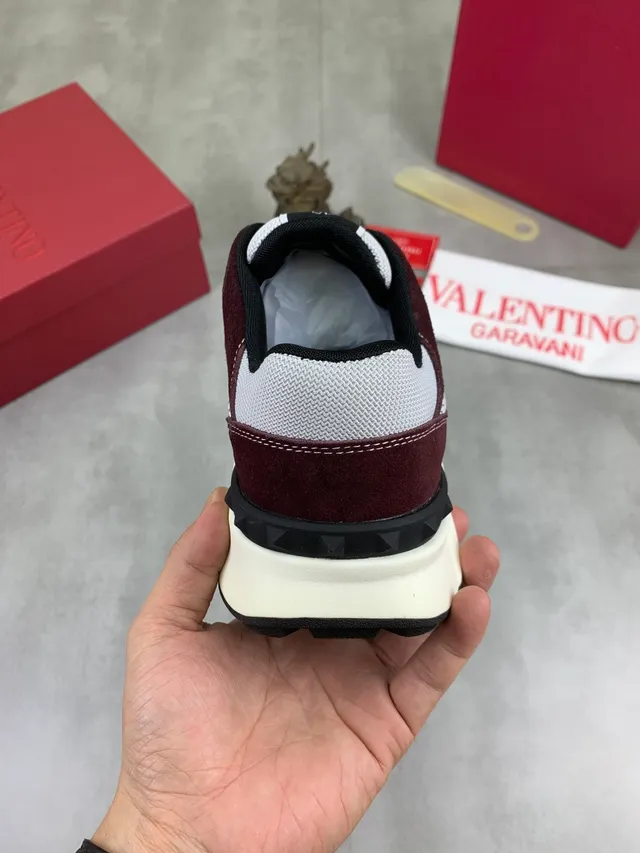 Valentino VLTN বার্গন্ডি গ্রে মিক্সড ম্যাটেরিয়াল আপার লোগো অ্যাকসেন্ট চকি স্নিকার্স 4