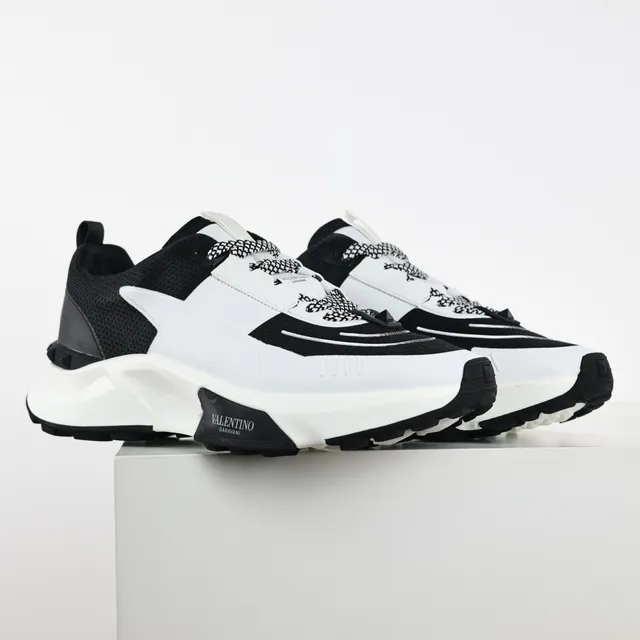 Valentino Blancs Noirs Semelle intermédiaire sculptée Panneaux de contraste Sneakers Chunky 3