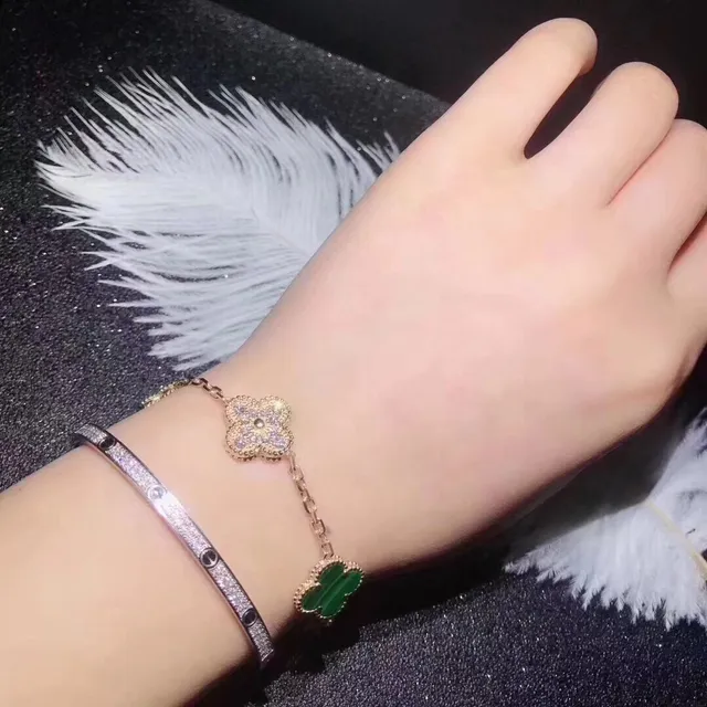 Van Cleef & Arpels Alhambra পাঁচ মোটিফ মালাখাইট এবং ডায়মন্ড ব্রেসলেট 2