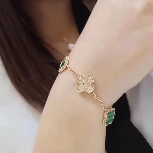 Van Cleef & Arpels Alhambra পাঁচ মোটিফ মালাখাইট এবং ডায়মন্ড ব্রেসলেট 3