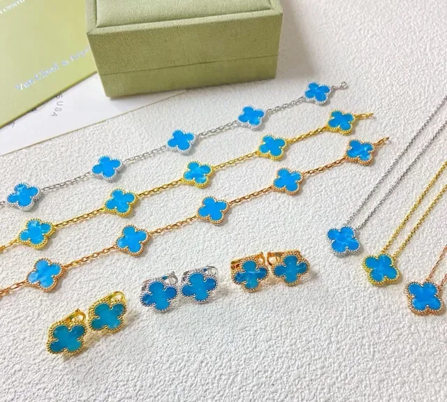 Van Cleef & Arpels Alhambra Cinco motif pedra azul ouro pulseira 4