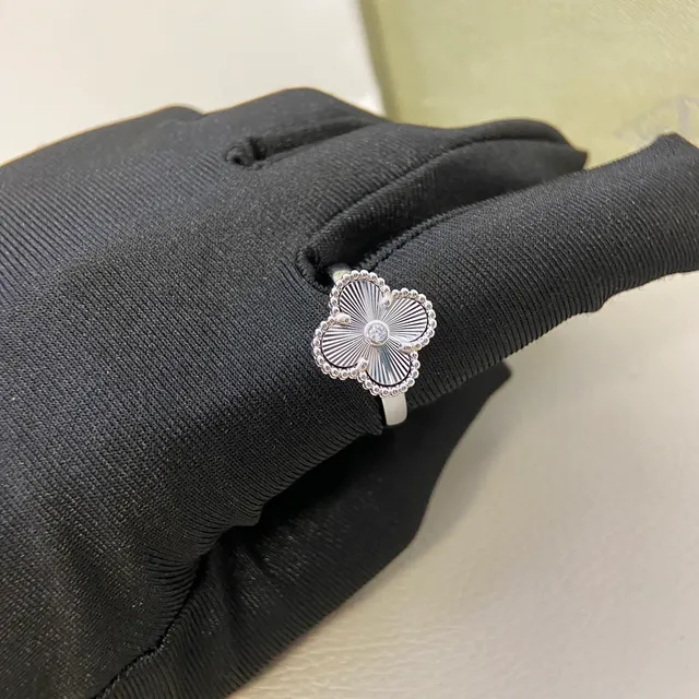 Van Cleef & Arpels Alhambra Gold Silver Four-Leaf Clover Motif Radial Engraved Petals Ring 5