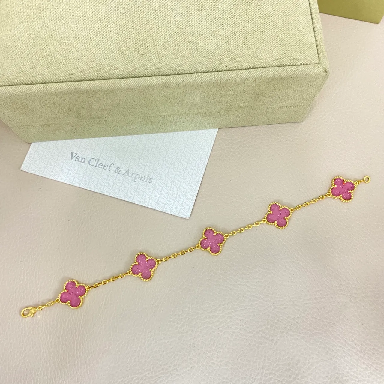 Van Cleef & Arpels Alhambra Pink Glitter Enamel Gold Bracelet 4