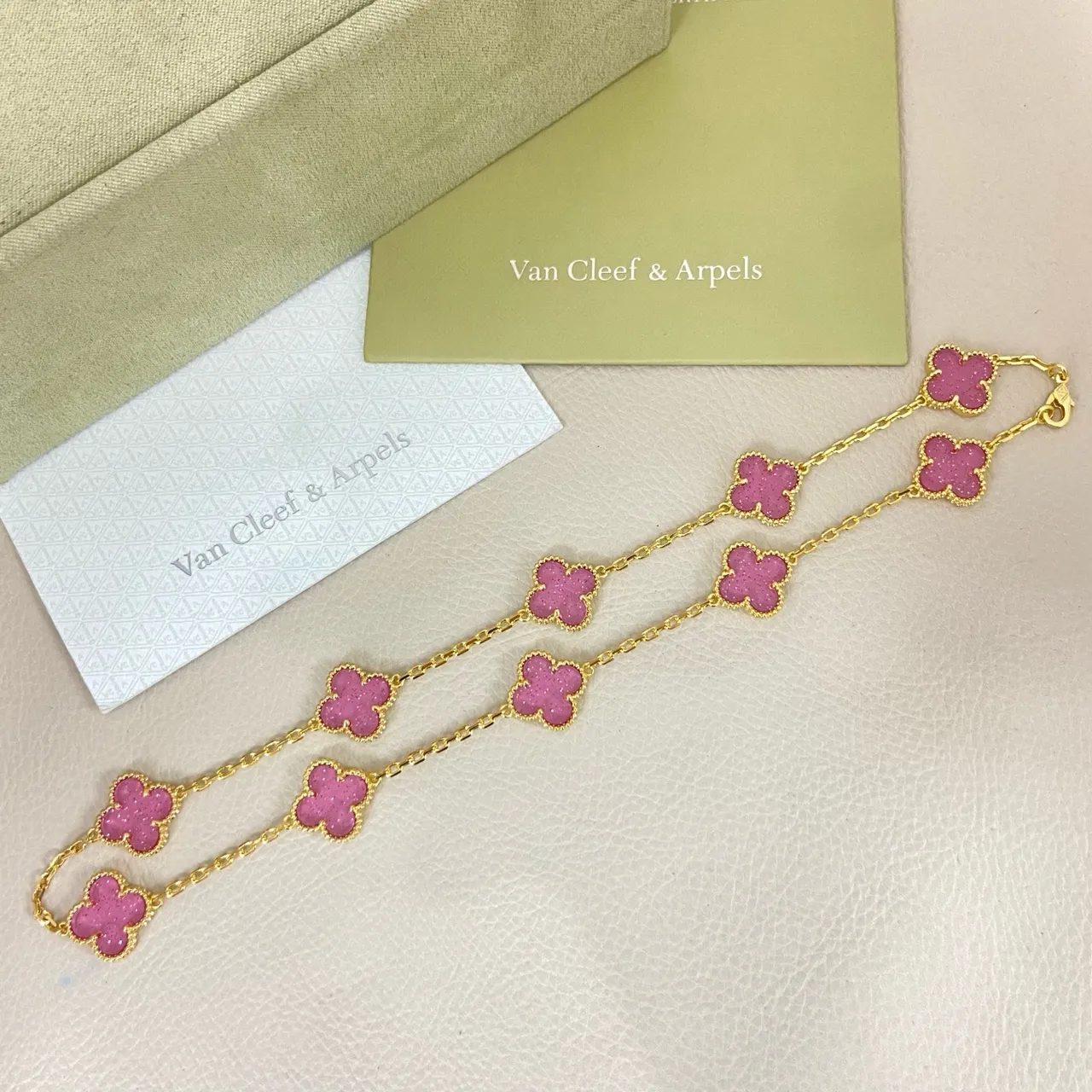 Van Cleef & Arpels Alhambra Sept motifs Drúzy rose Bracelet en or 2