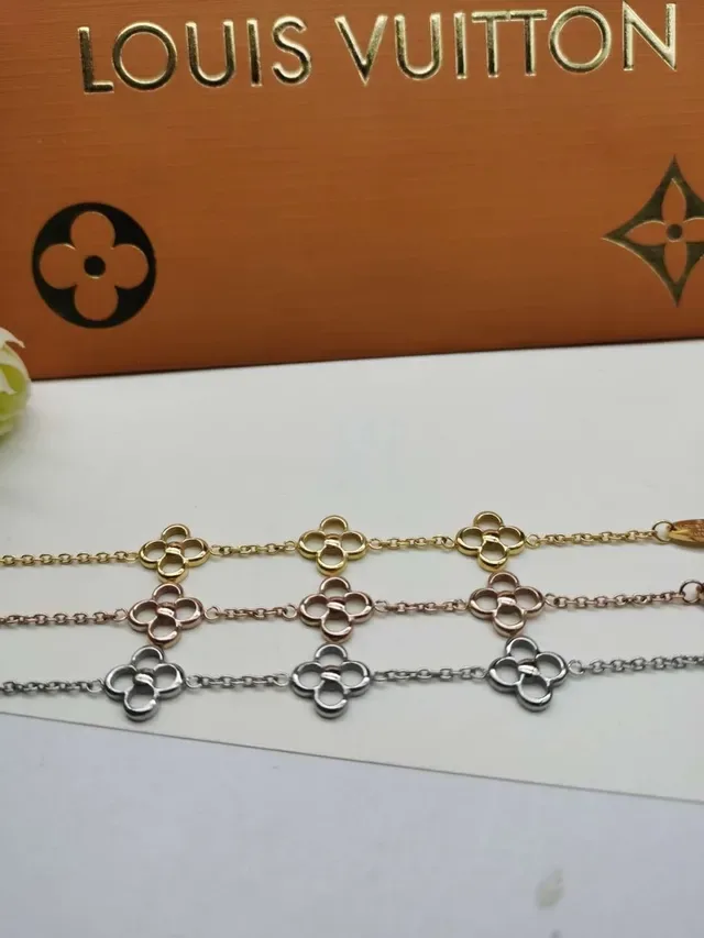 Van Cleef & Arpels सोने की चेन चार पत्ती क्लोवर मोटिफ्स कंगन 8