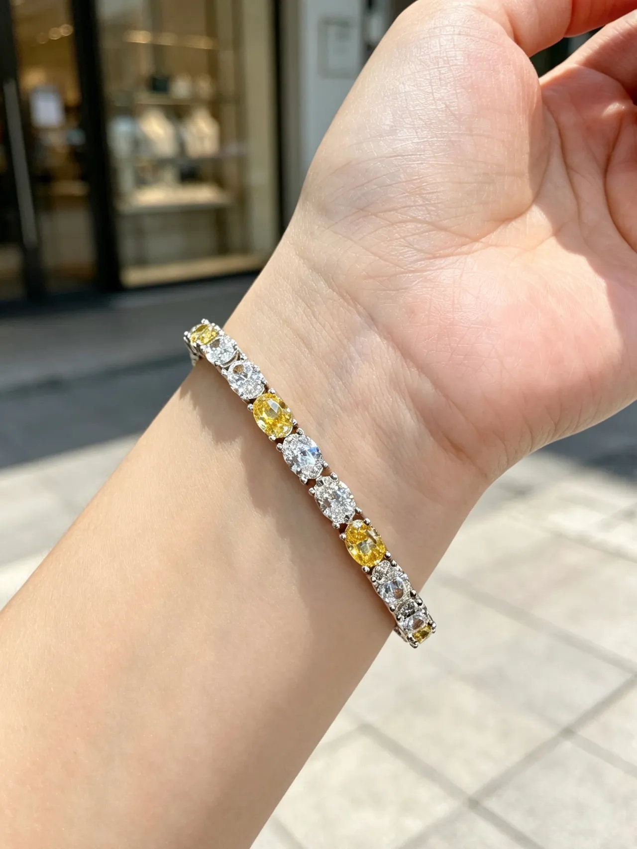 Van Cleef & Arpels أصفر وفضي متناوب بيضاوي ودائري حجر سوار مضبوط بالمشرط 9