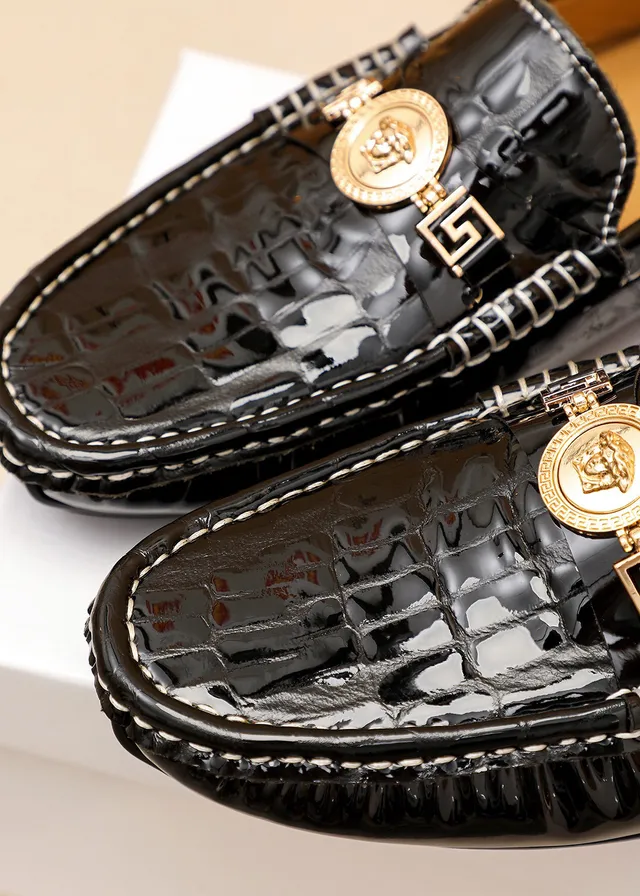 Versace Chain Reaction 黑色鳄鱼压花 Medusa 乐福鞋 5