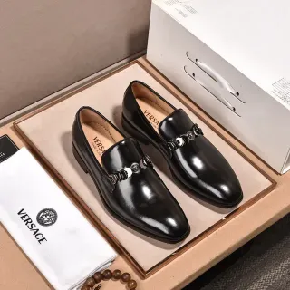 Versace Chain Reaction 黑色 抛光皮革 乐福鞋