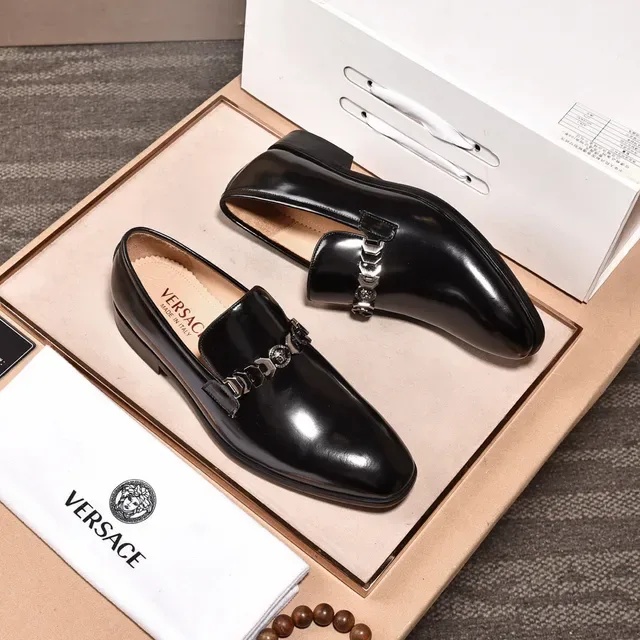 Versace Chain Reaction Black Polished Leather Loafers 8