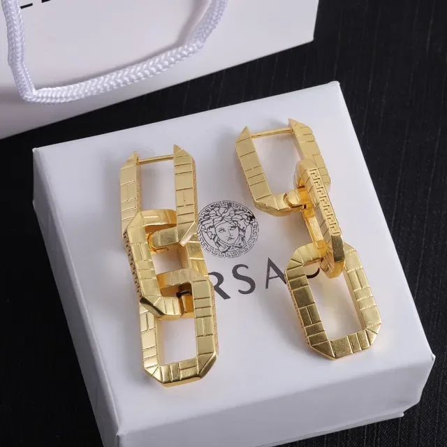 Versace Chain Reaction Collar de Oro Oversized Broche Cabeza de Medusa 3