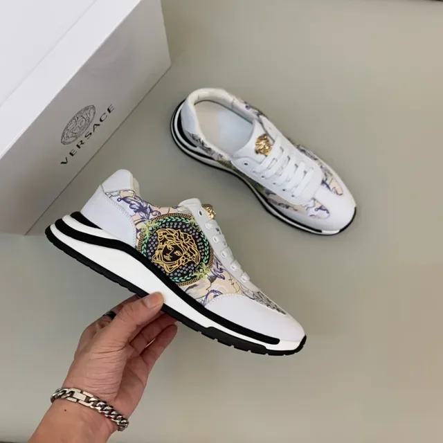 Versace Chain Reaction Medusa Baroque Print Lifestyle Sneakers 6
