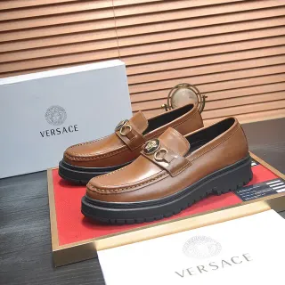 Versace Chain Reaction 米色皮革 Medusa-Buckle 平台乐福鞋